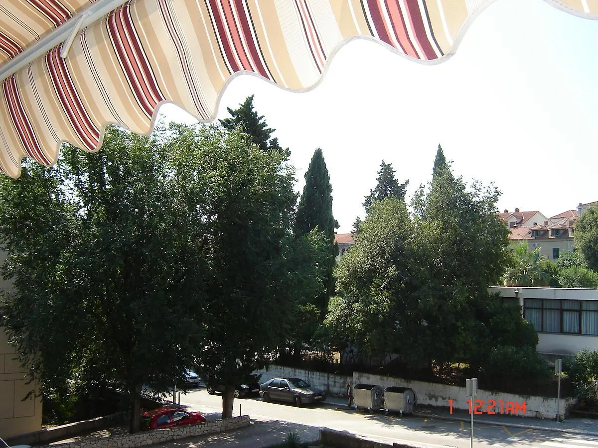 ספליט Apartment Bella 0*,